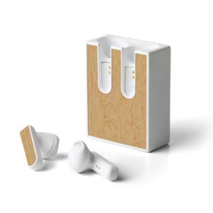 אוזניות במבוק