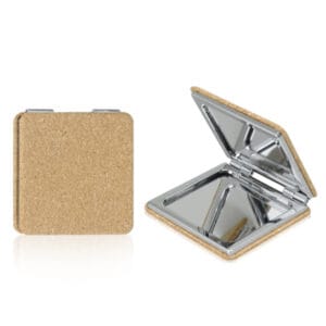 מראה עשויה שעם