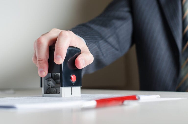 חותמת לעסקים – כלי קטן עם משמעות גדולה